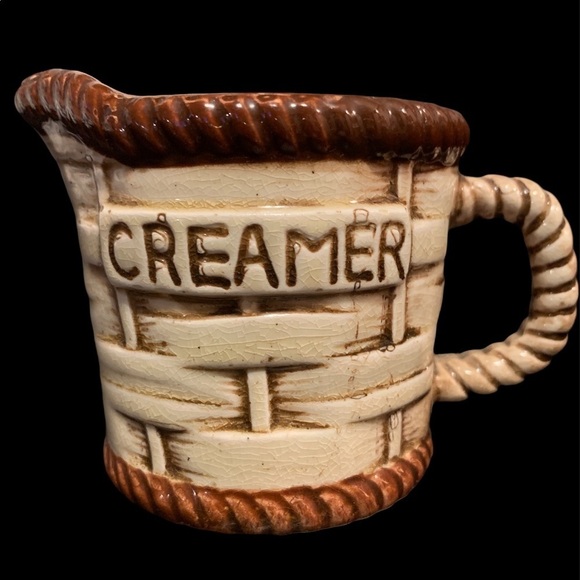 Vintage Set of 3 Tea Pot, Creamer & Sugar - Picture 9 of 9